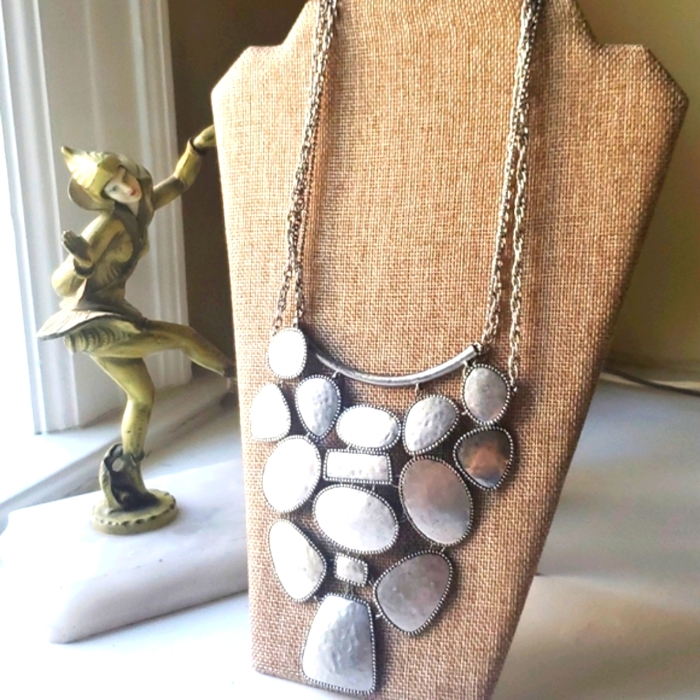 Chico's Hammered Statement necklace - Picture 2 of 5